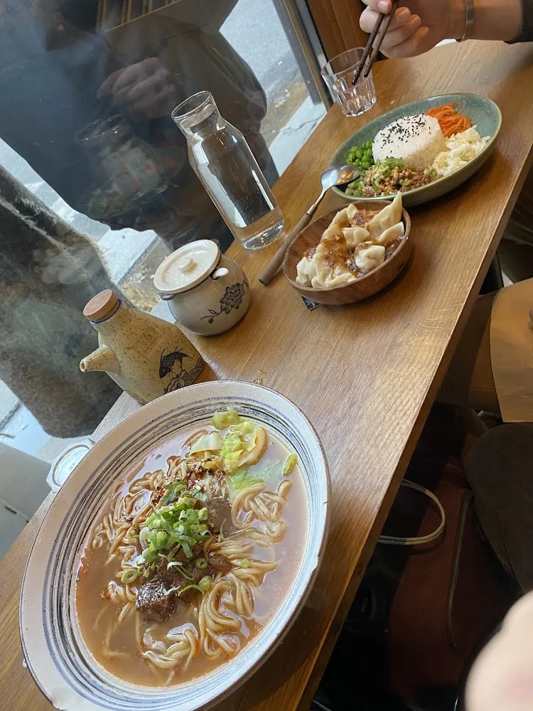 Soupe de Nouilles Au Boeuf Sichoinaise